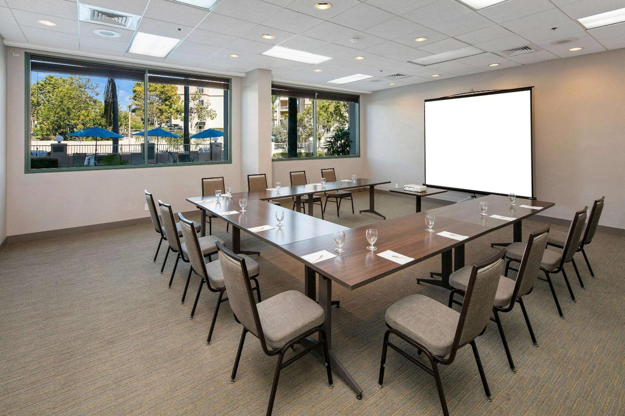 Country Inn & Suites By Radisson, San Diego North, Ca Buitenkant foto